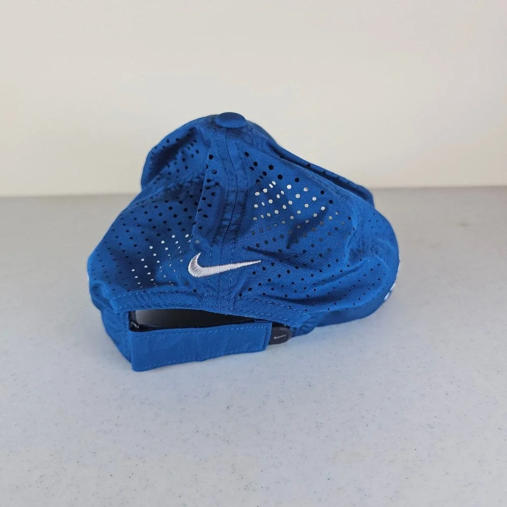 Nike‎ Golf Vapor RZN Tour Flex Fitted  Teal with Silver Swoosh adjustable